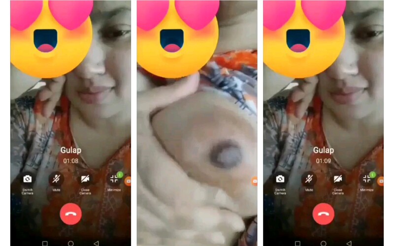 Sexy Aunty Showing Boobs On Video Call