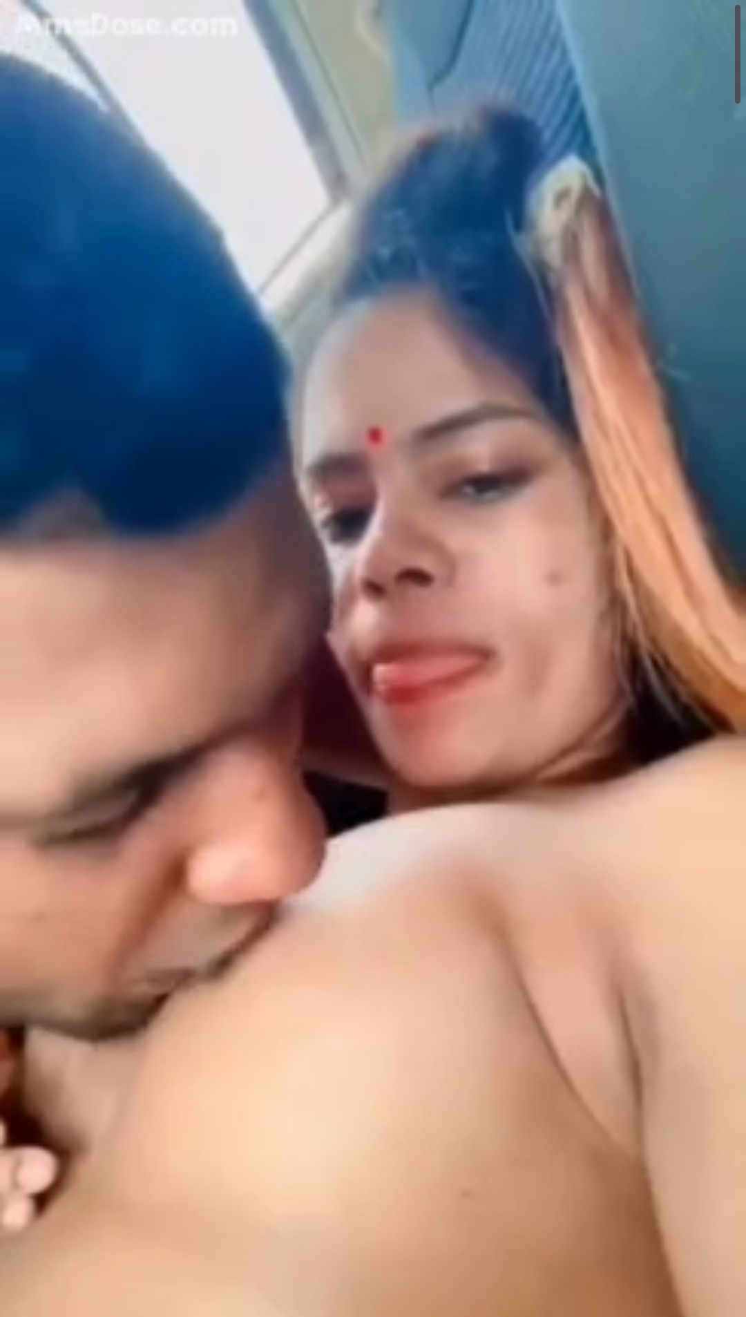 Desi bhabhi with bf kissing and blowjob